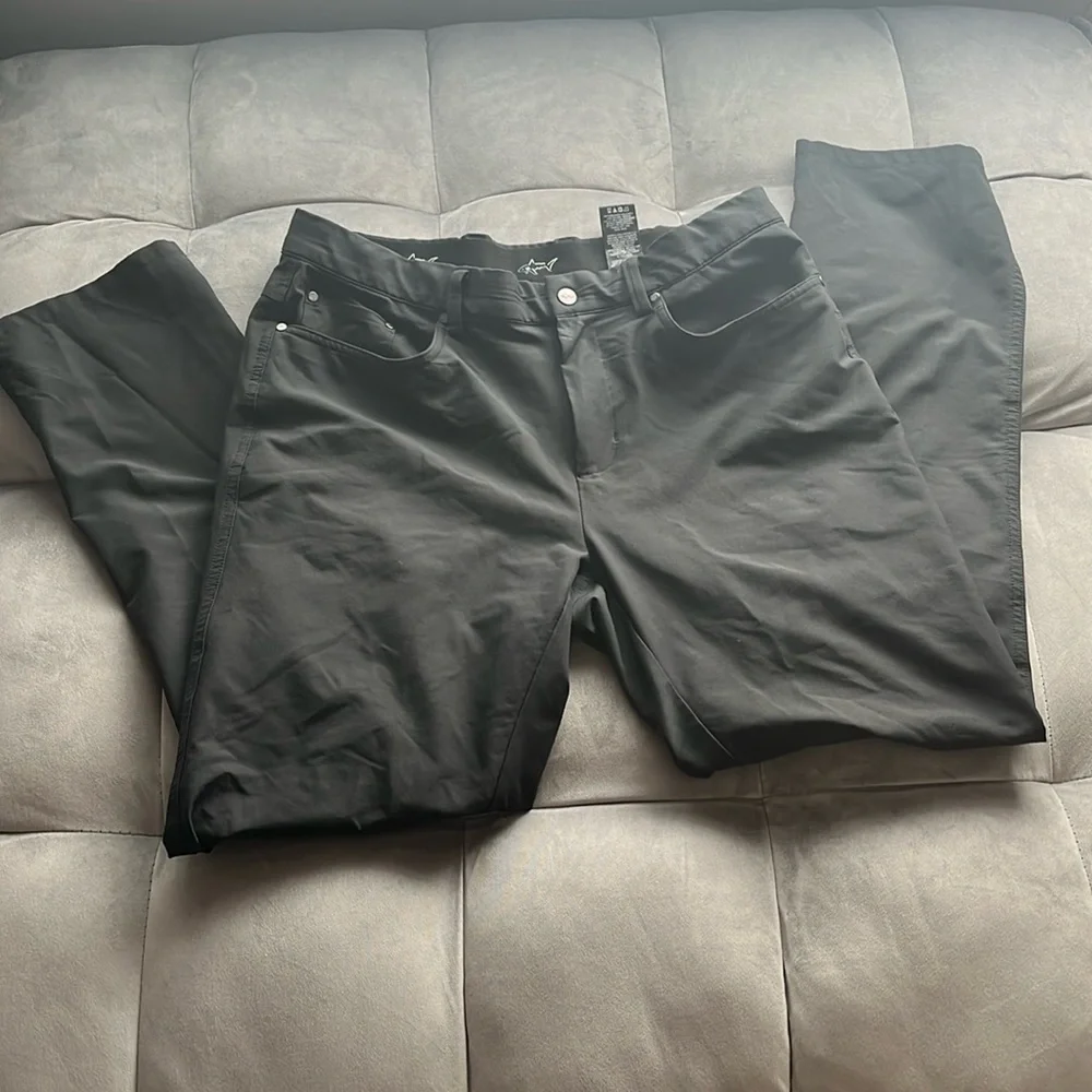“Greg Norman- Golf Pants 32 X 30”